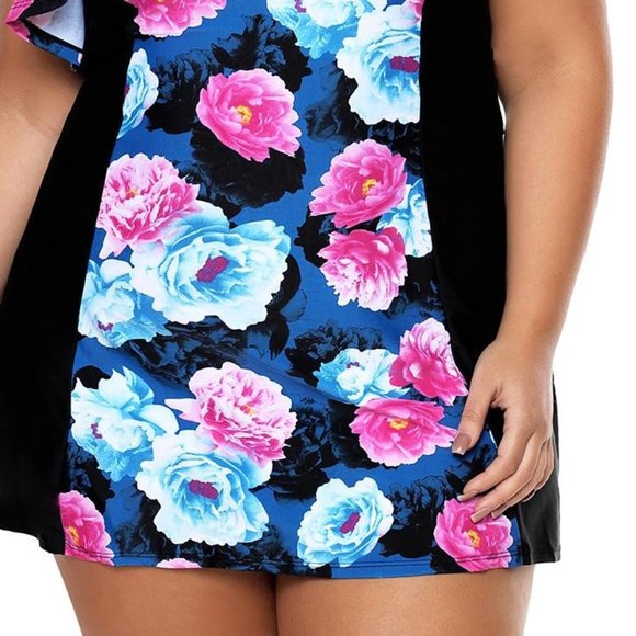 LAST ONE- Floral Print 1pc Swim Dress with Shorts - Picture 2 of 3